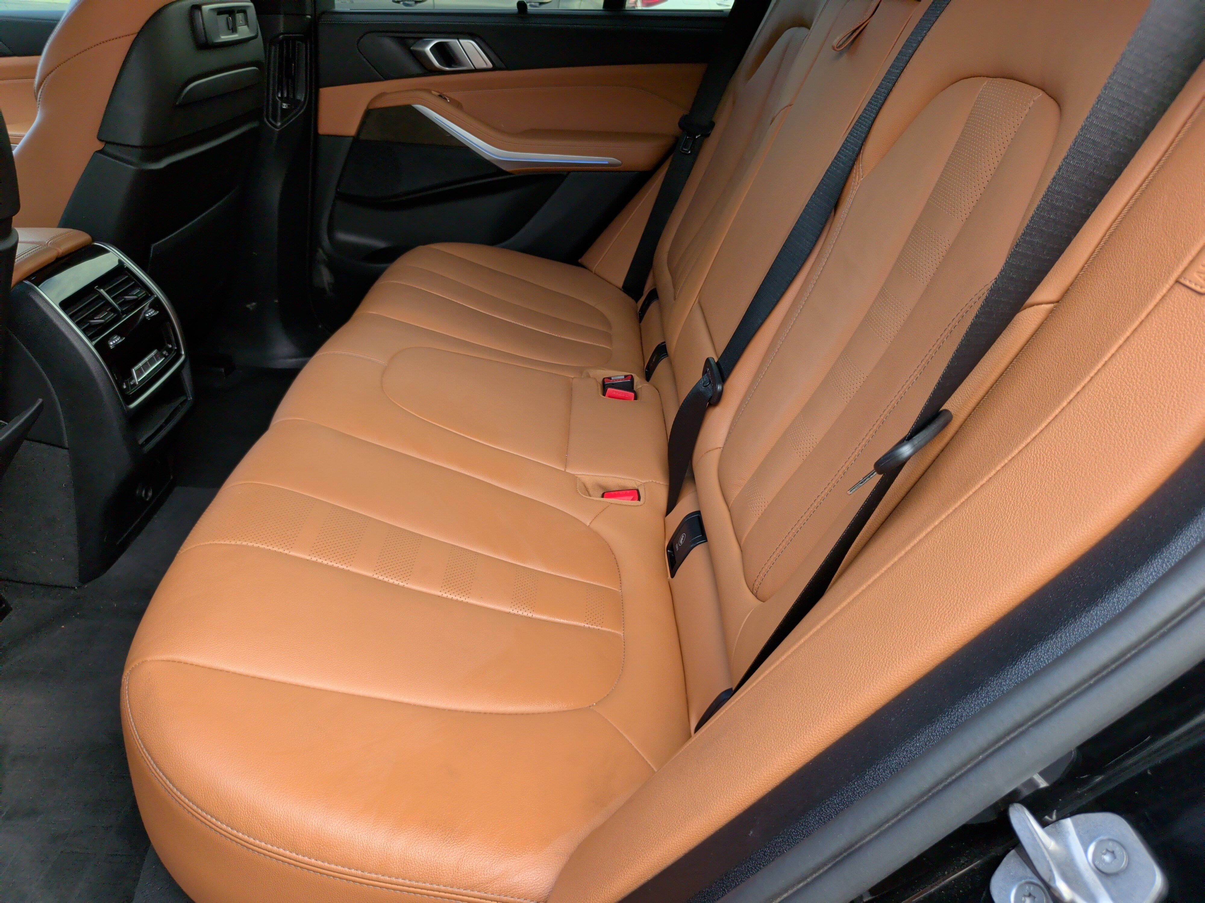 Used 2022 BMW X5 xDrive45e w/ M Sport Package AWD/4WD image 37