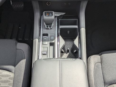 New 2026 Nissan Pathfinder SV image 22