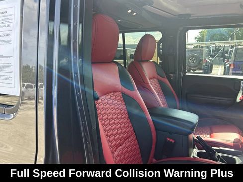 Used 2024 Jeep Wrangler Unlimited Sport AWD/4WD image 25