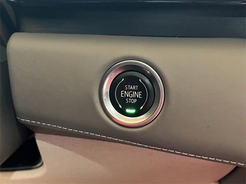 Used 2021 Cadillac Escalade Sport Platinum image 22