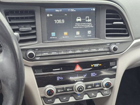 Used 2020 Hyundai Elantra Value Edition FWD image 29