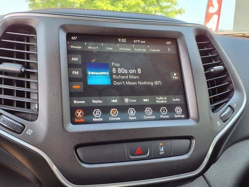 Used 2022 Jeep Cherokee Trailhawk w/ Comfort/Convenience Group image 15