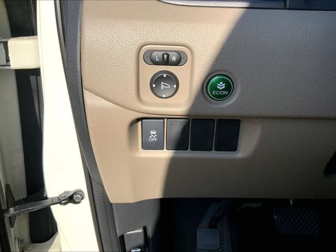 Used 2017 Honda Pilot EX-L image 32