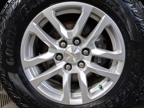 Used 2020 Chevrolet Silverado 1500 LT w/ All-Star Edition image 7