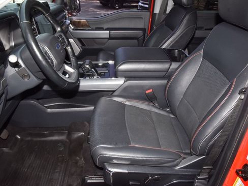 Used 2022 Ford F150 Lariat w/ Equipment Group 502A High AWD/4WD image 13