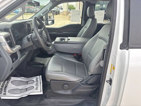 Used 2024 Ford F350 XL RWD image 11