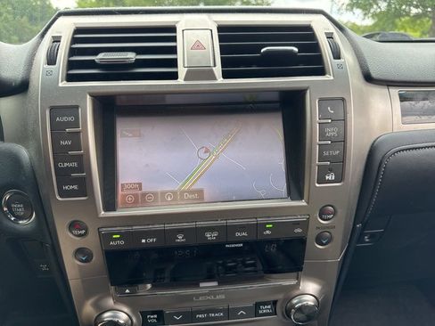 Used 2017 Lexus GX 460 w/ Navigation Package AWD/4WD image 11