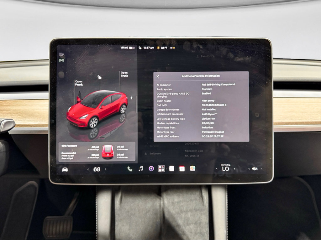 Used 2024 Tesla Model Y Long Range AWD/4WD image 11