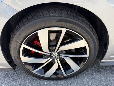 Used 2021 Volkswagen Jetta GLI FWD image 28