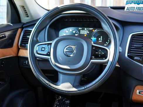Used 2021 Volvo XC90 T8 Inscription Expression w/ Advanced Package image 13