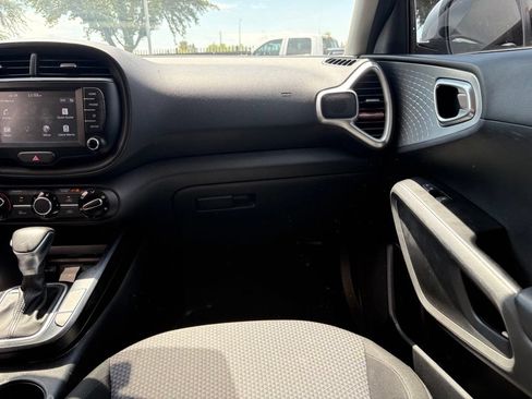 Used 2020 Kia Soul X-Line FWD image 9