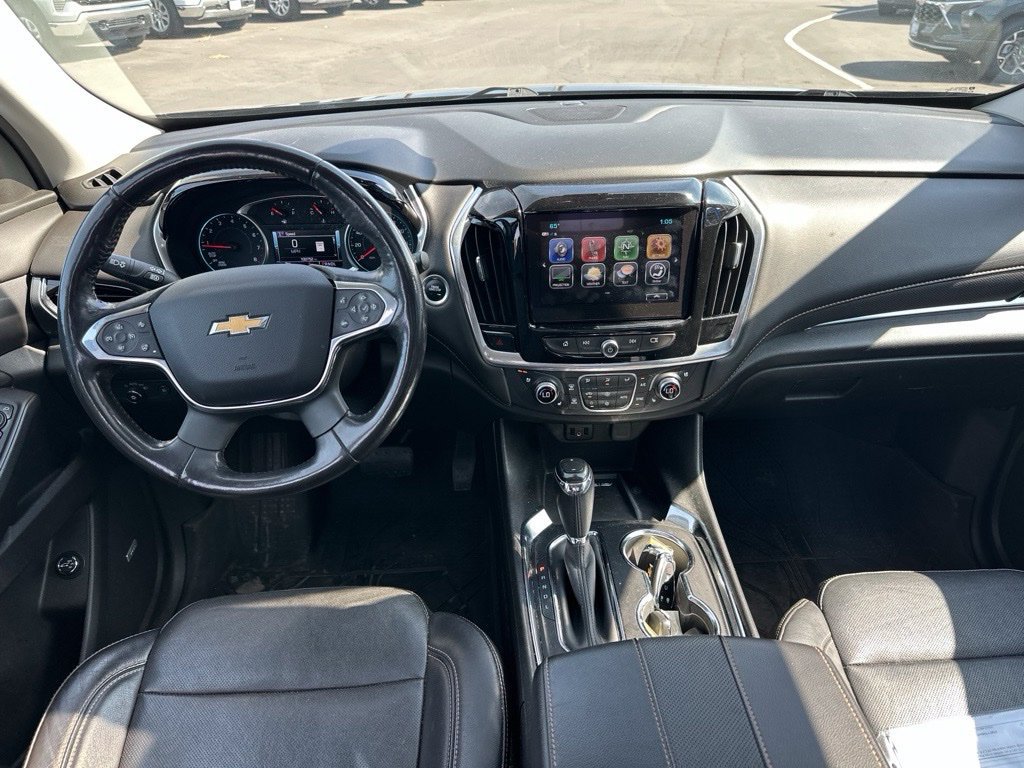 Used 2019 Chevrolet Traverse Premier w/ Redline Edition AWD/4WD image 11