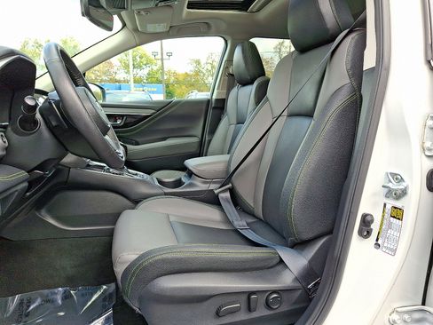 Certified 2025 Subaru Outback Onyx Edition image 15