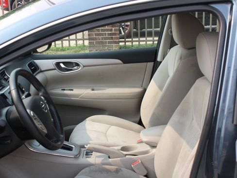 Used 2015 Nissan Sentra SV w/ Cold Weather Package FWD image 6