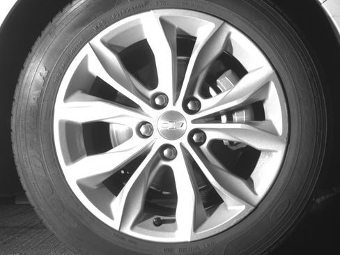 Used 2024 Chevrolet Malibu LT FWD image 20