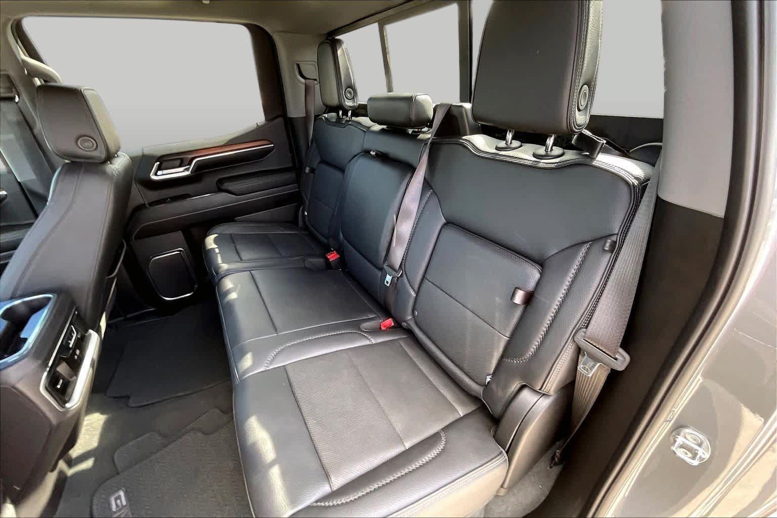 Used 2024 GMC Sierra 1500 Denali w/ Denali Reserve Package AWD/4WD image 21