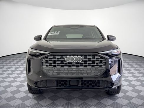 Used 2025 Audi Q5 Premium Plus w/ Premium Plus AWD/4WD image 6