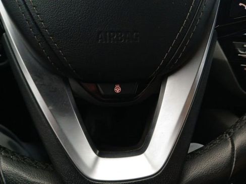 Used 2023 BMW 530e 530e iPerformance w/ HEADS UP image 29