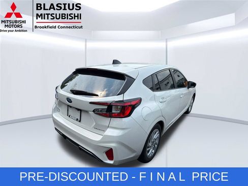 Used 2025 Subaru Impreza 2.0i AWD/4WD image 8