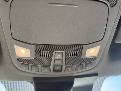 Used 2019 Ford F150 Lariat w/ Equipment Group 502A Luxury AWD/4WD image 26