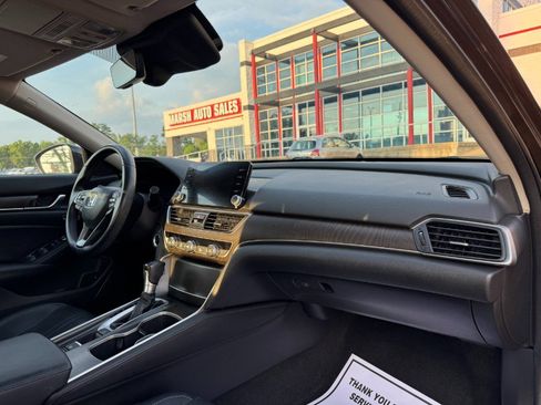 Used 2018 Honda Accord EX-L image 19