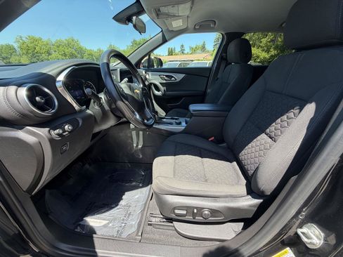 Used 2020 Chevrolet Blazer LT w/ LPO, Floor Liner Package FWD image 12