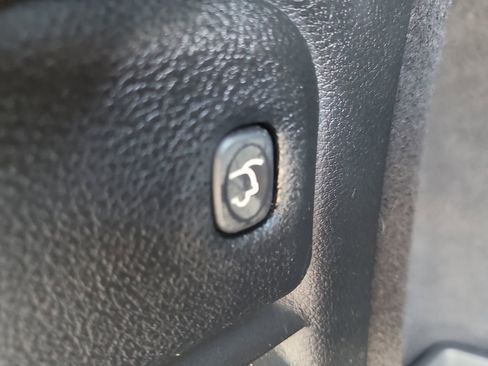 Used 2019 Dodge Durango R/T w/ Blacktop Package image 9