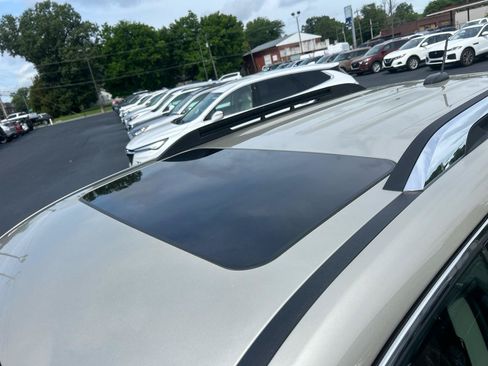 Used 2015 Chevrolet Equinox LTZ FWD image 9