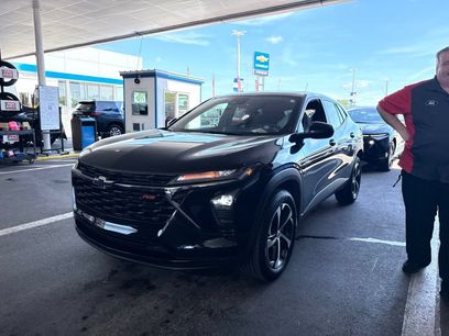 Used 2025 Chevrolet Trax RS w/ Driver Confidence Package