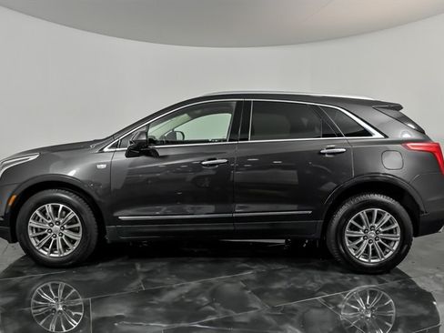 Used 2018 Cadillac XT5 Luxury AWD/4WD image 6