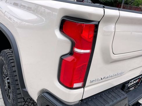 New 2026 Chevrolet Silverado 2500 ZR2 AWD/4WD image 14