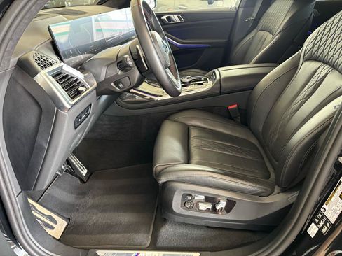Used 2025 BMW X7 M60i w/ Executive Package AWD/4WD image 15