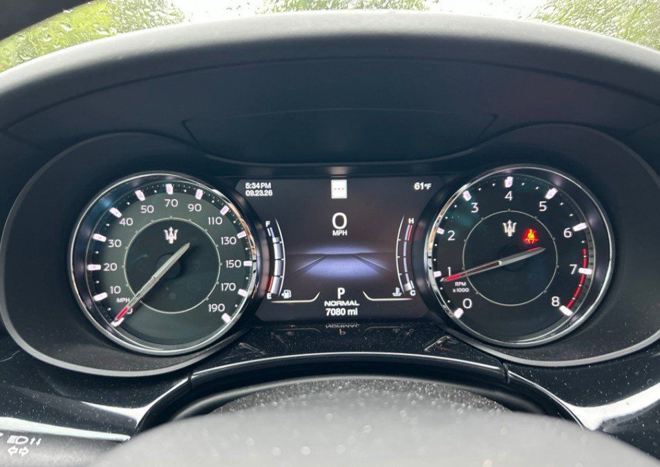 Used 2024 Maserati Quattroporte Modena Ultima Q4 AWD/4WD image 9