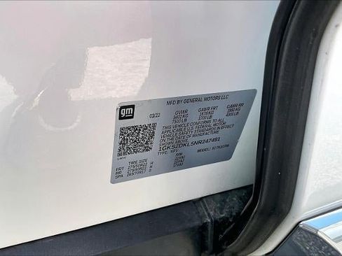 Used 2022 GMC Yukon Denali AWD/4WD image 16