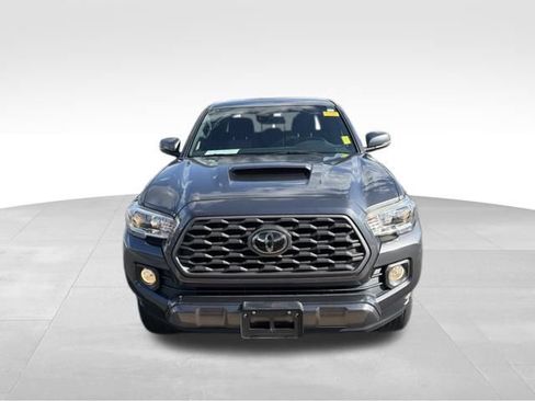 Used 2021 Toyota Tacoma TRD Sport AWD/4WD image 10