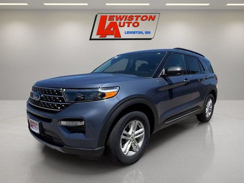 Used 2021 Ford Explorer XLT w/ Equipment Group 202A AWD/4WD image 1
