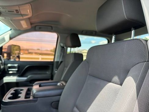 Used 2016 Chevrolet Silverado 2500 LT w/ Midnight Edition AWD/4WD image 15