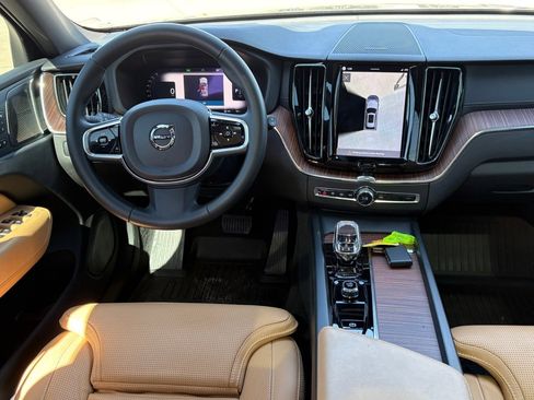 Certified 2023 Volvo XC60 T8 Ultimate image 14