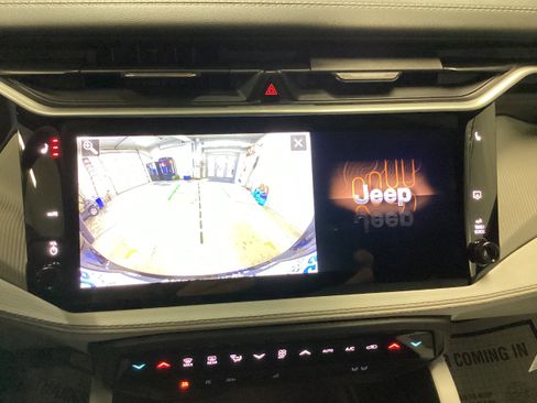 New 2026 Jeep Cherokee Limited AWD/4WD image 29