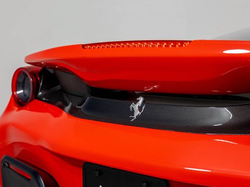 Certified 2019 Ferrari 488 Pista Coupe RWD image 31