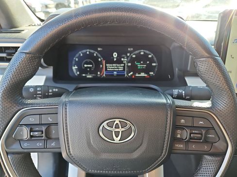 Used 2024 Toyota Tacoma TRD Off-Road image 20