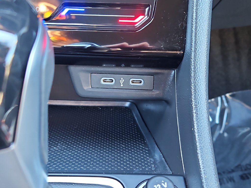 Certified 2025 Volkswagen Jetta Sport FWD image 17