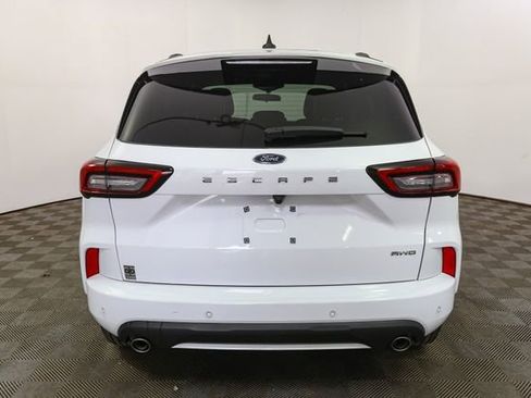 Used 2023 Ford Escape ST-Line w/ Tech Pack #1 image 9