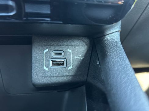 New 2026 Jeep Compass Latitude AWD/4WD image 18