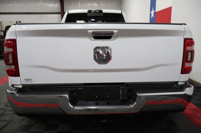 Used 2022 RAM 3500 Limited AWD/4WD image 12