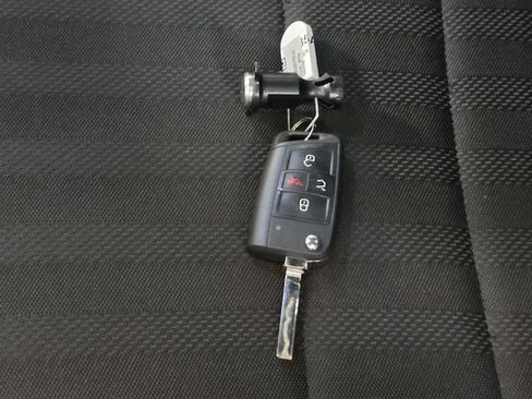 Used 2024 Volkswagen Jetta Sport FWD image 32