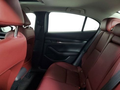 Used 2023 MAZDA MAZDA3 s FWD image 11