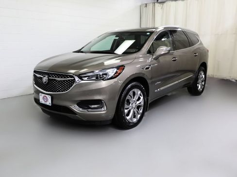 Certified 2020 Buick Enclave Avenir w/ Avenir Technology Package AWD/4WD image 17