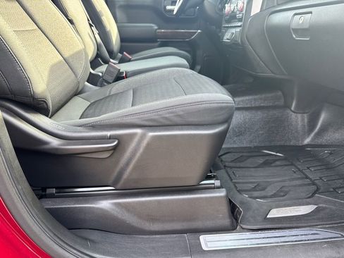 Used 2020 GMC Sierra 1500 Elevation w/ Elevation Value Package image 13