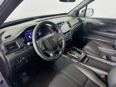 Certified 2023 Honda Passport TrailSport image 9